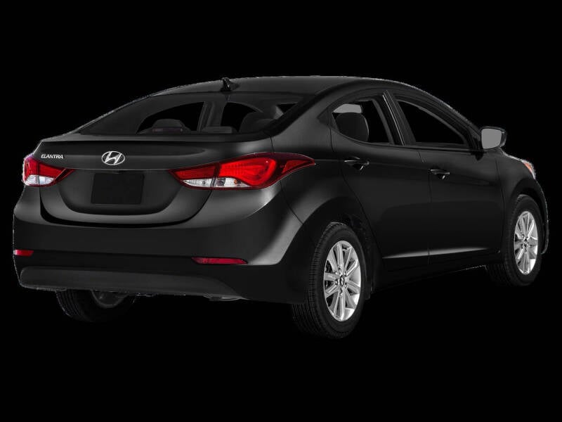 Used 2015 Hyundai Elantra SE with VIN KMHDH4AE5FU440868 for sale in Huntington, WV