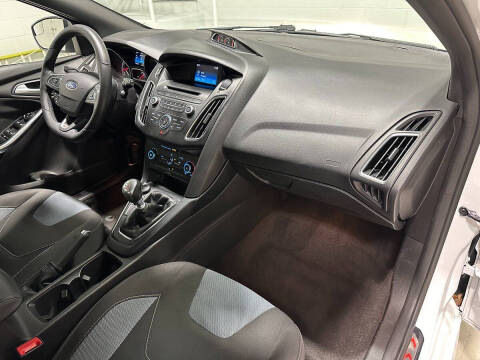 2017 Ford Focus ST