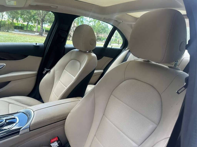 2017 Mercedes-Benz C-Class C 300 4MATIC