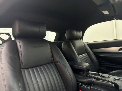 2005 Ford Thunderbird Deluxe