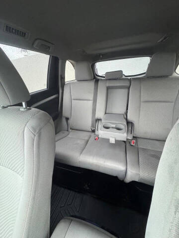 2015 Toyota Highlander LE