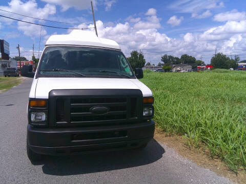 2014 Ford E-Series E-150