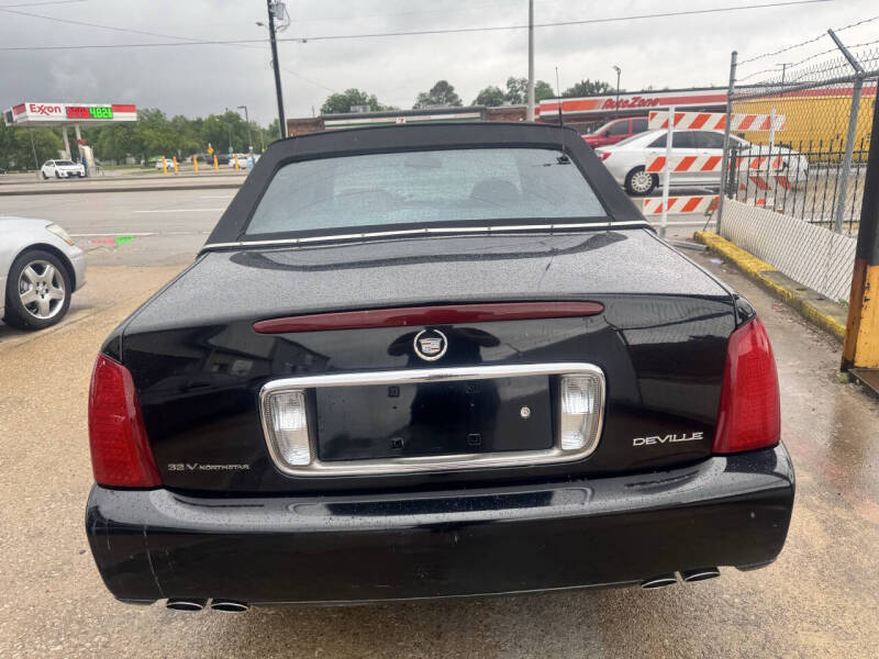 2002 Cadillac DeVille