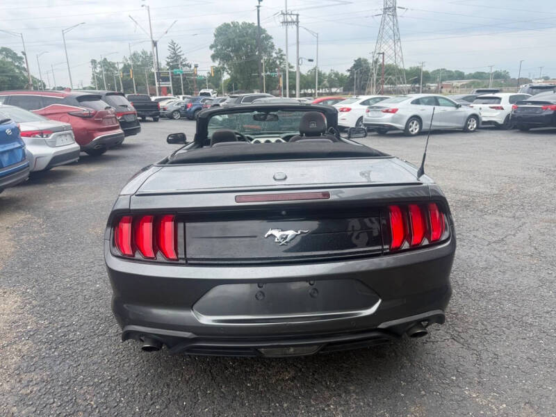 2019 Ford Mustang EcoBoost