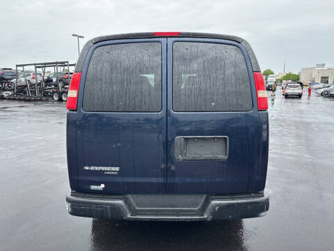 2009 Chevrolet Express LT 2500