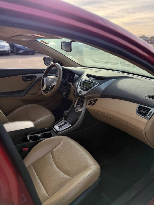 2012 Hyundai Elantra Limited