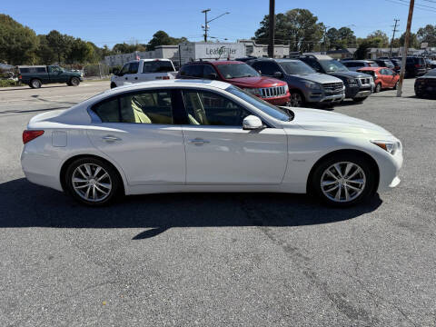 2015 Infiniti Q50 Hybrid Premium