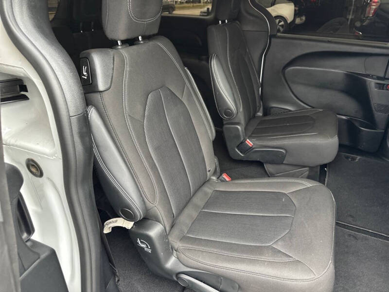 2022 Chrysler Pacifica Touring