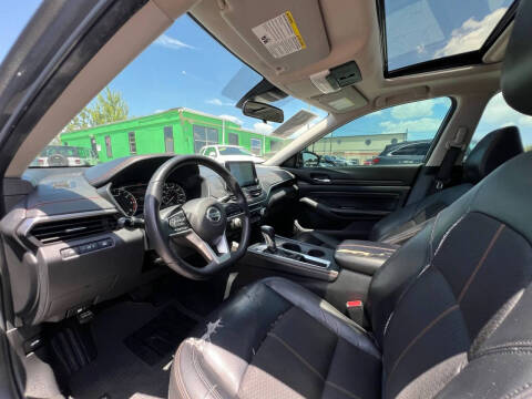 2021 Nissan Altima 2.5 SR