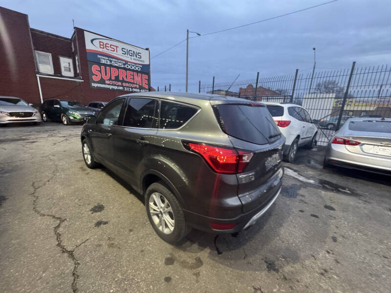 2019 Ford Escape SE