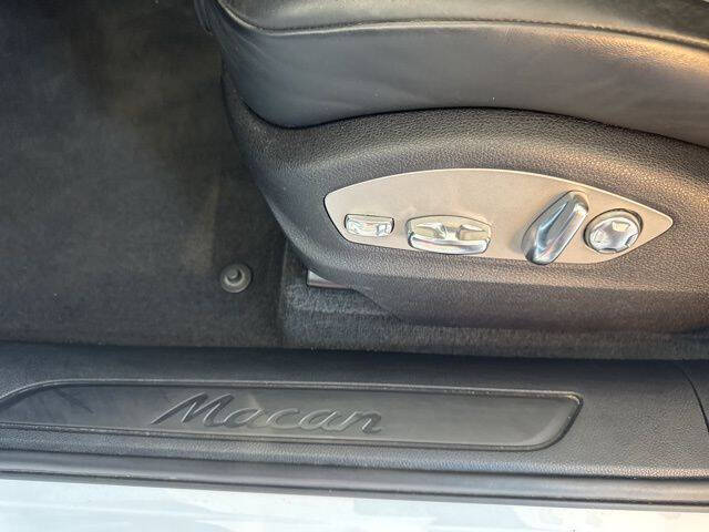 2022 Porsche Macan