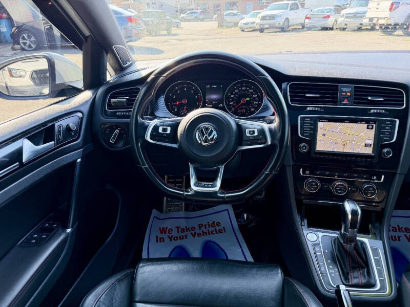 2016 Volkswagen Golf GTI SE