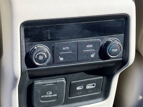 2022 GMC Acadia Denali