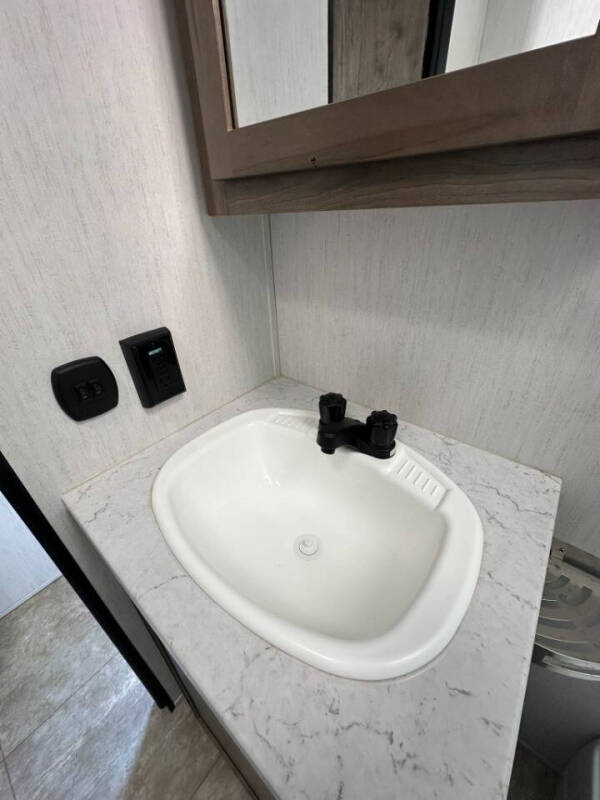 2022 Forest River Vengeance Rogue 26VKS