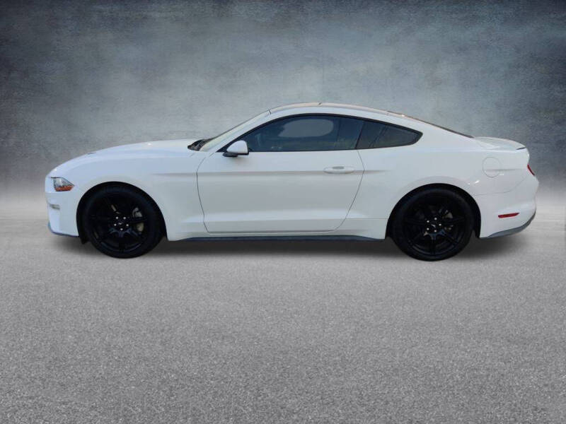2020 Ford Mustang EcoBoost