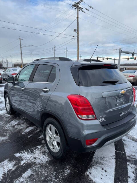 2019 Chevrolet Trax LT photo 4