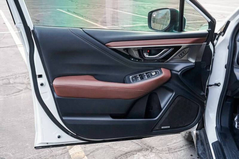 2020 Subaru Outback Touring XT