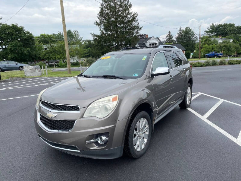 2010 Chevrolet Equinox LTZ photo 2