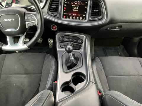 2016 Dodge Challenger SRT 392