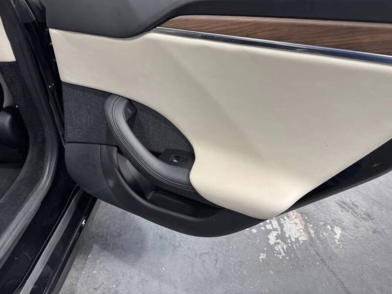 2021 Tesla Model S Long Range