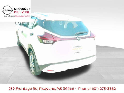 2025 Nissan Kicks Play S