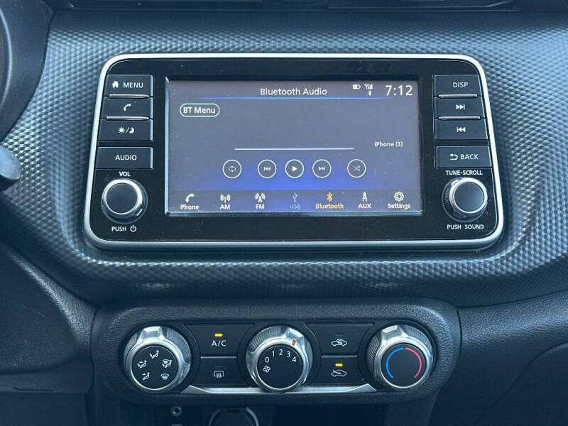 2022 Nissan Kicks S