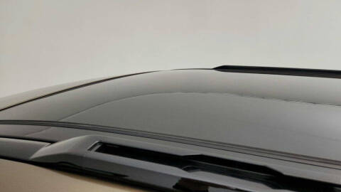 2024 Land Rover Defender 110 P400 X-Dynamic SE