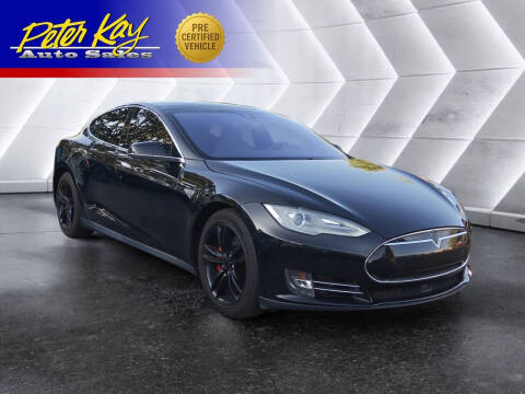 2015 Tesla Model S 70D
