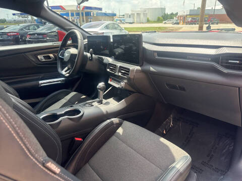 2024 Ford Mustang EcoBoost Premium