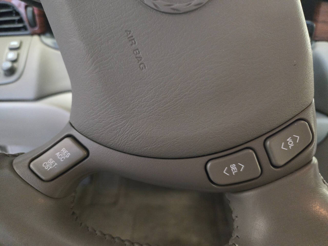 2002 Cadillac DeVille 69