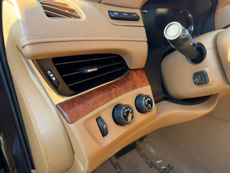 2017 Cadillac Escalade Platinum