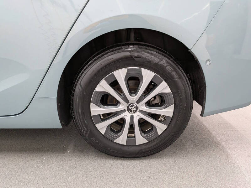 2021 Toyota Prius LE AWD-e
