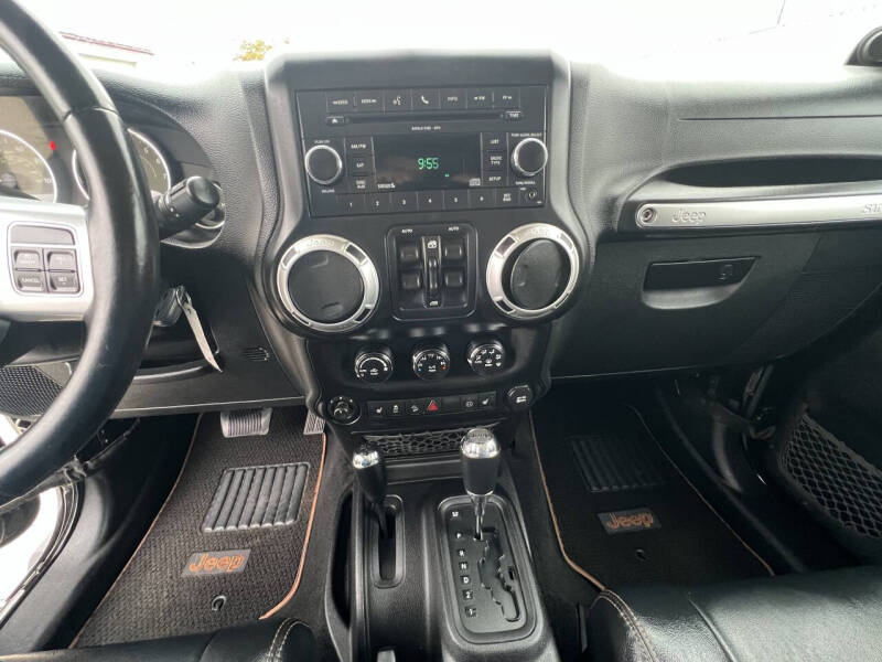 2011 Jeep Wrangler Unlimited 70th Anniversary