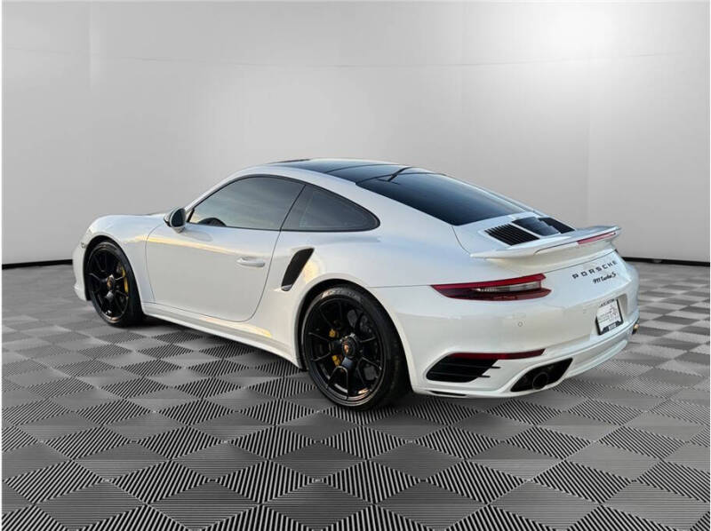 2018 Porsche 911 Turbo