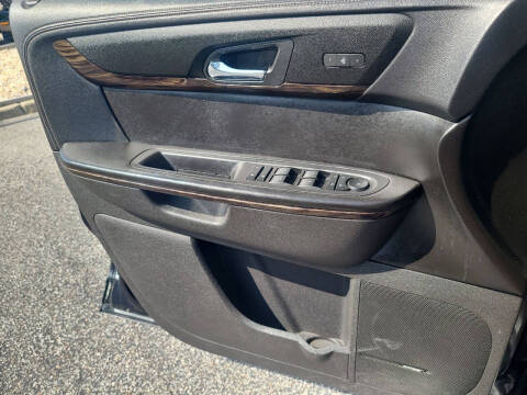2013 GMC Acadia Denali