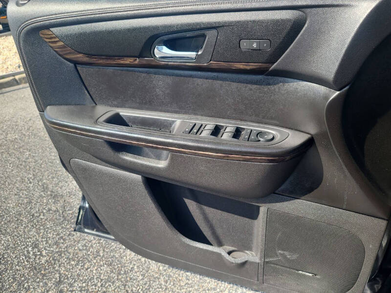 2013 GMC Acadia Denali