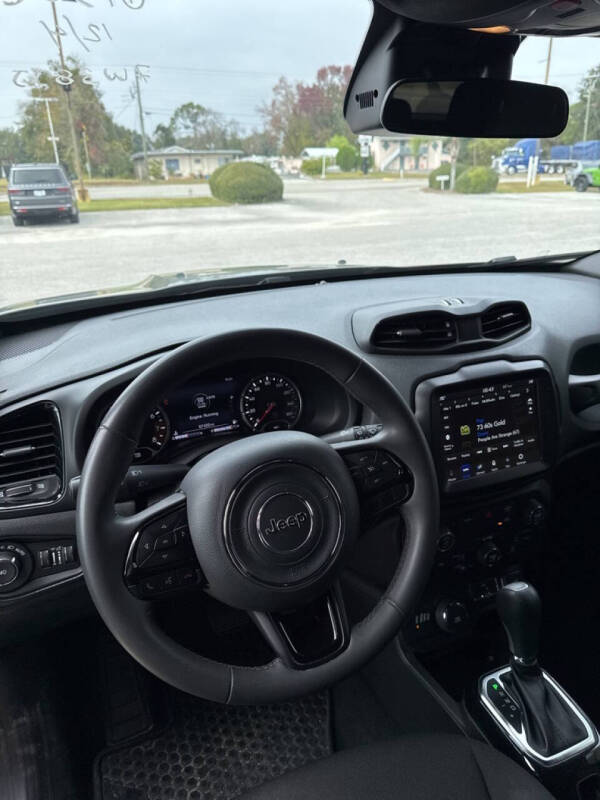2022 Jeep Renegade Altitude