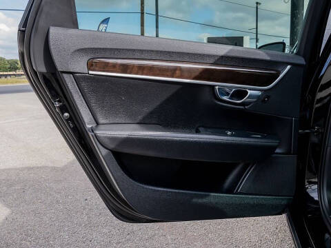 2018 Volvo S90 T5 Momentum