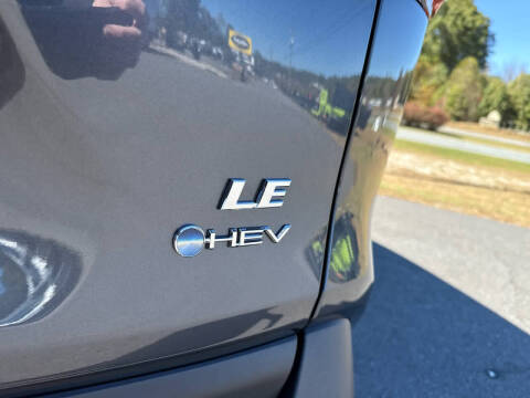 2025 Toyota RAV4 Hybrid LE