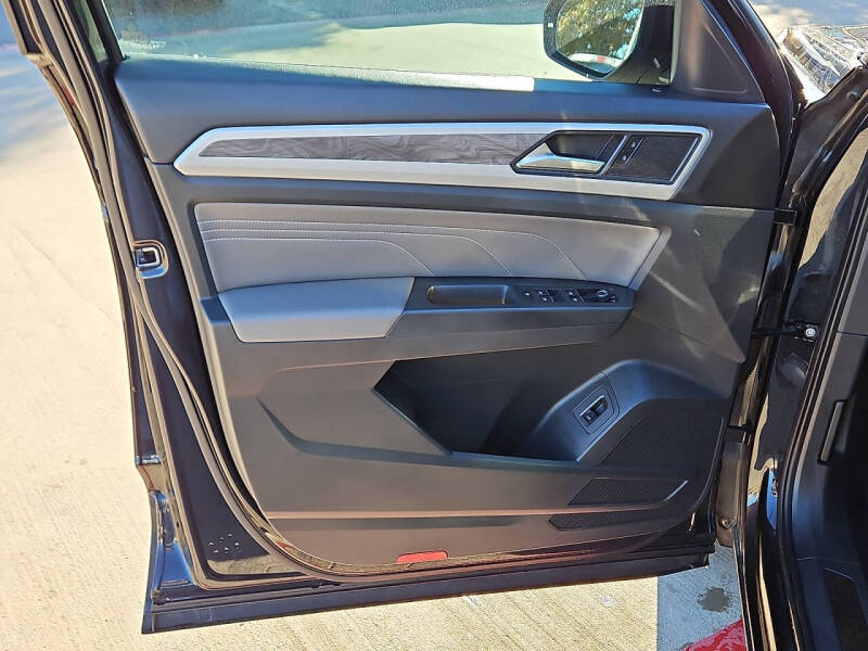 2023 Volkswagen Atlas Cross Sport SE