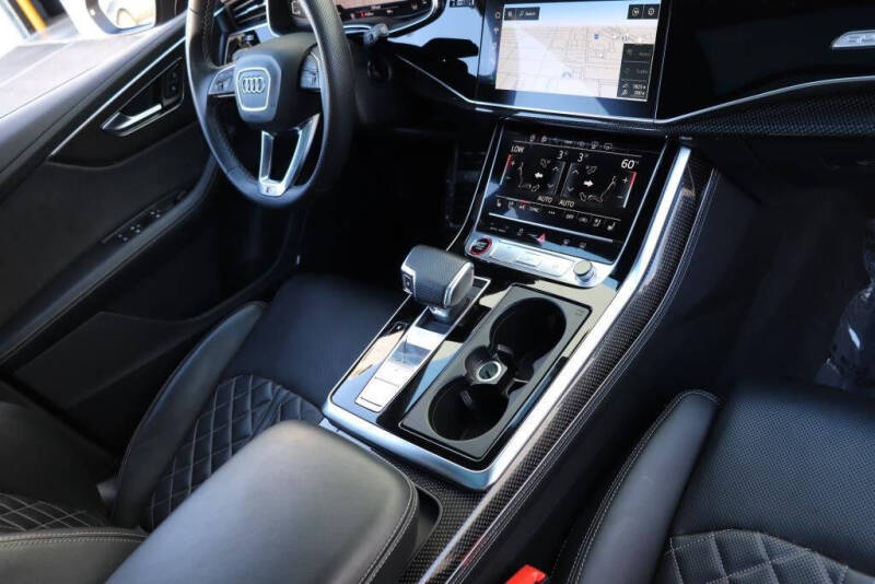 2023 Audi SQ8 4.0T quattro Prestige