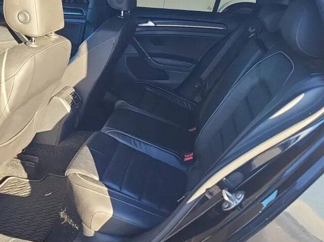 2018 Volkswagen Golf R 4Motion