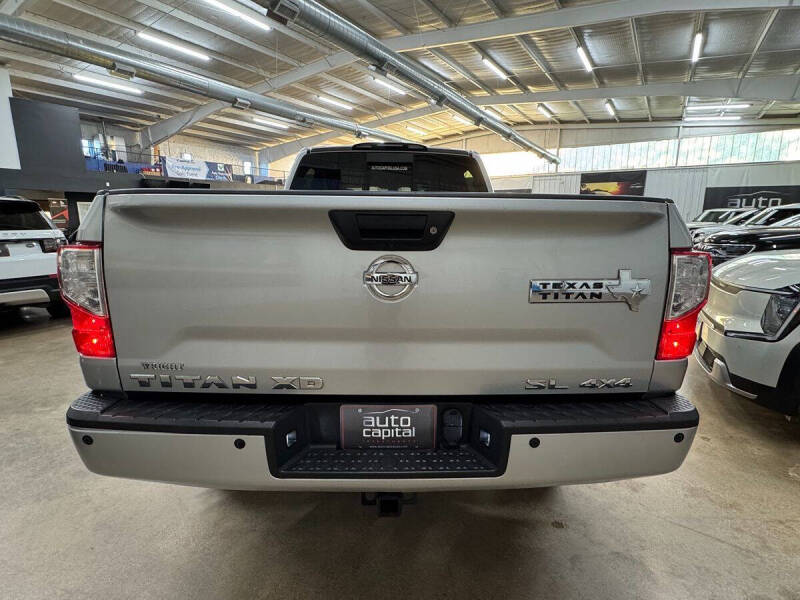 2017 Nissan Titan XD SL