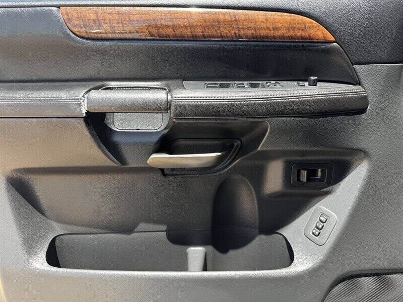 2012 Nissan Armada Platinum