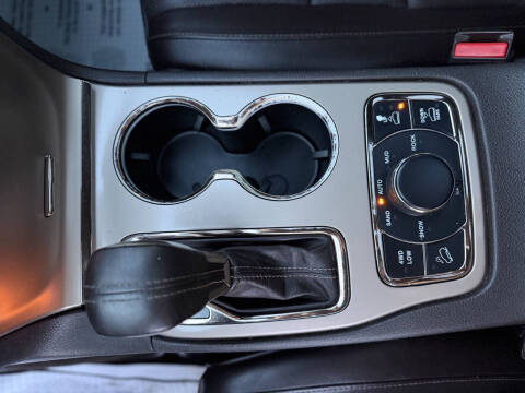 2016 Jeep Grand Cherokee Summit