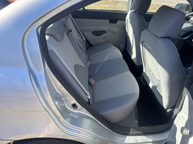 2011 Hyundai Accent GLS