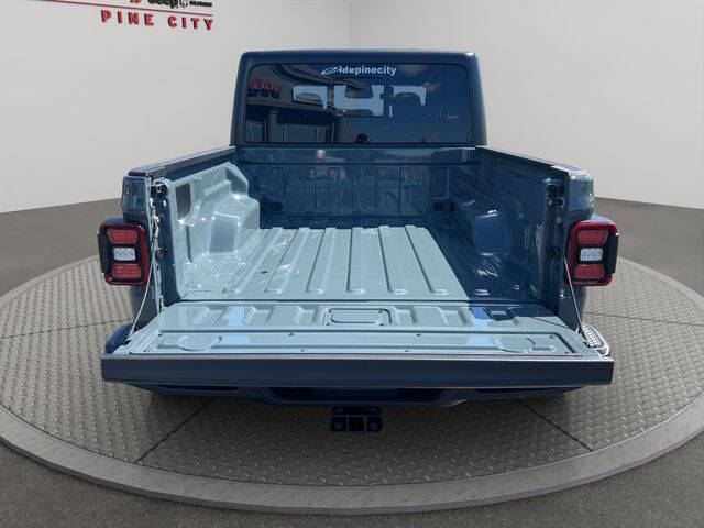 2026 Jeep Gladiator Willys