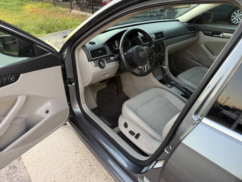 2015 Volkswagen Passat 2.0L TDI SE