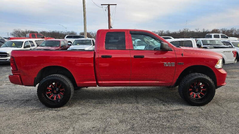 2017 RAM Ram 1500 Pickup Express photo 6