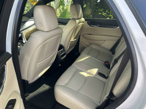 2017 Cadillac XT5